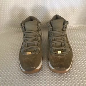 Jordan 11 neutral olive